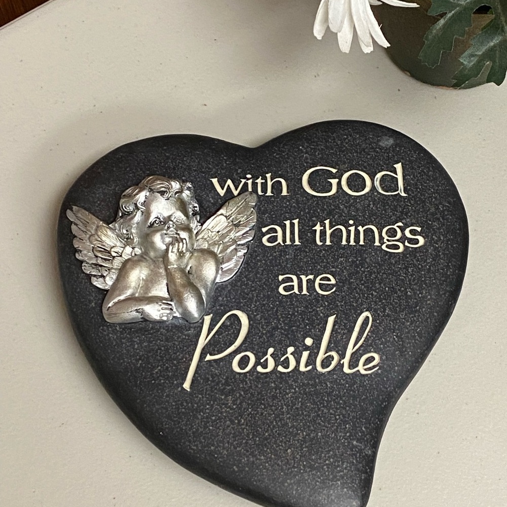 heart with silver cherub figure - With God all things are Possible - Picture 2 of 11